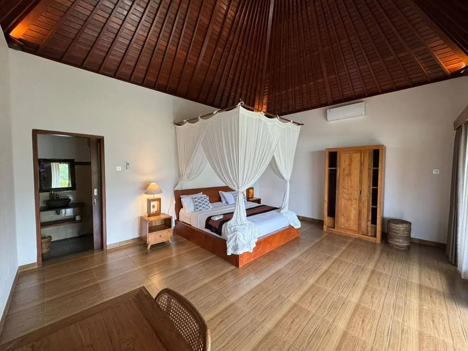1 bedroom house with private pool, jungle setting