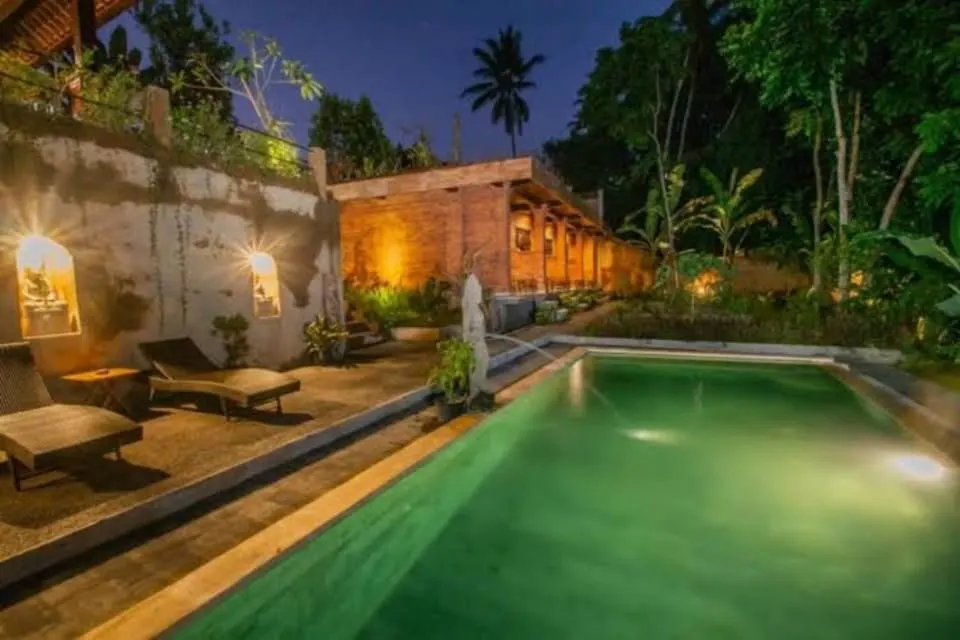 1 bedroom villa with swimming pool, quiet area