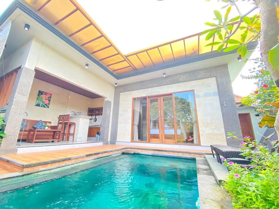 1 bedroom house with private pool, near Alchemy and Bintang Supermarket