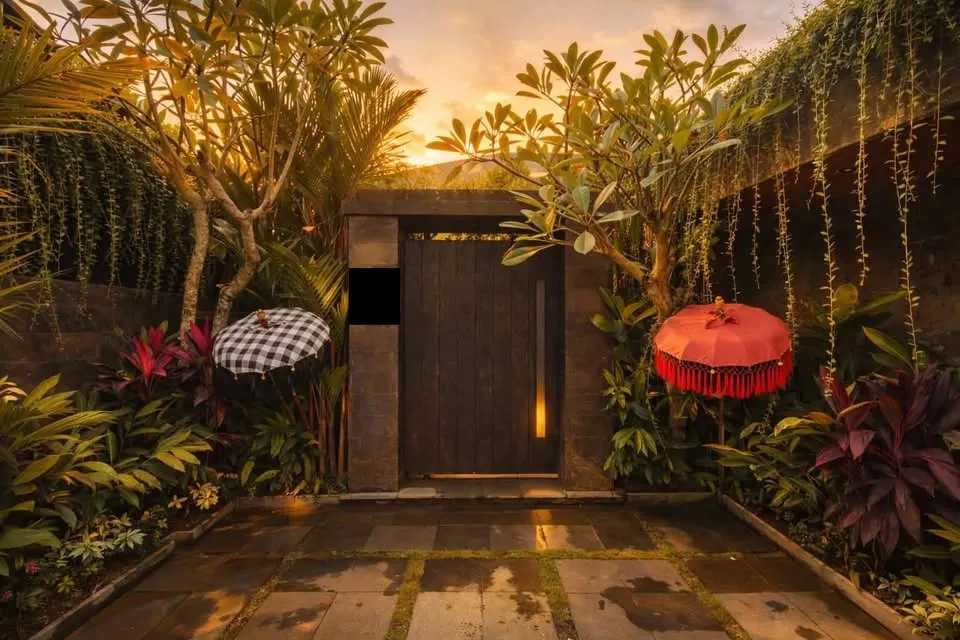 3 bedroom villa with private pool, peaceful surroundings