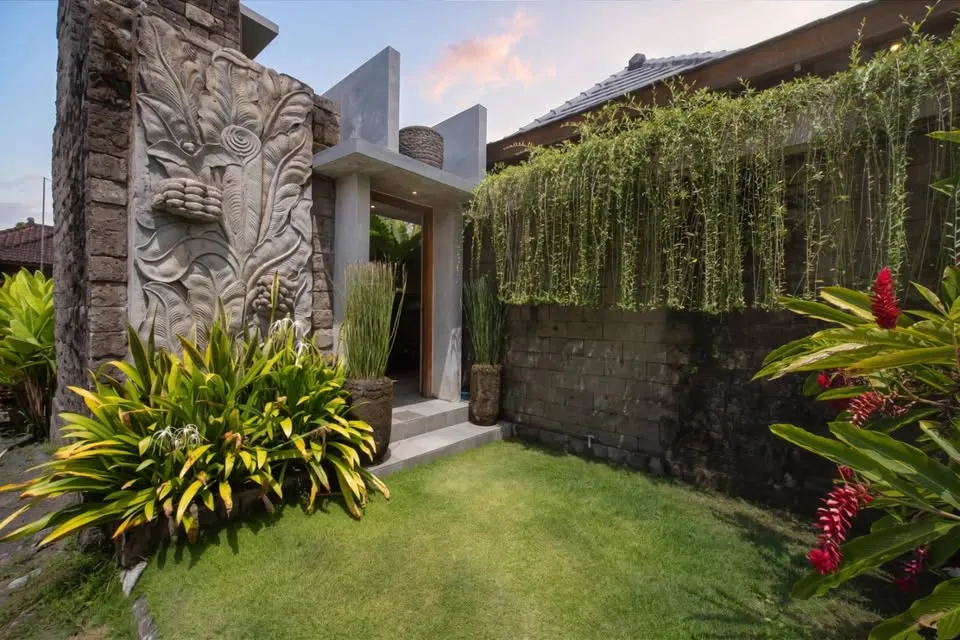 2 bedroom villa with private pool