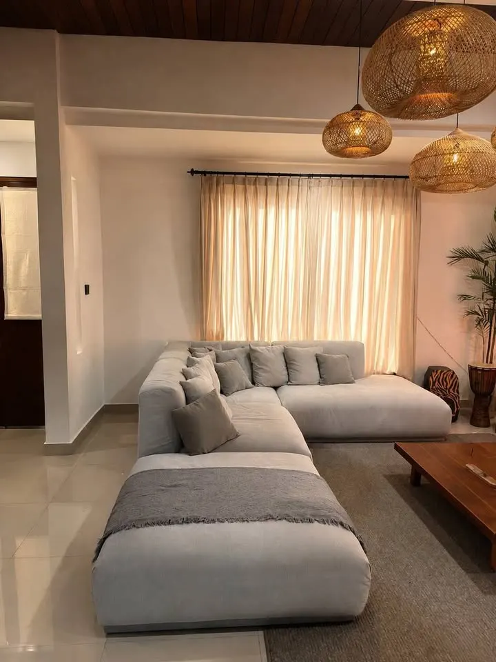 2 bedroom villa with private balcony, central ubud