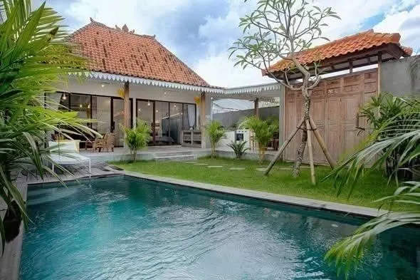 2 bedroom villa with private pool