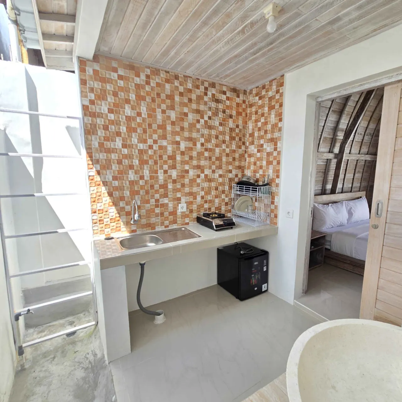Room in a guesthouse with private kitchen