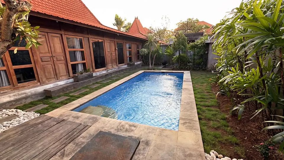 2 bedroom villa with private pool
