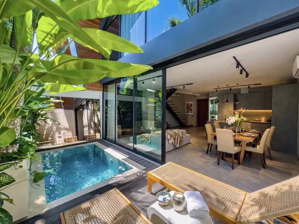 2 bedroom apartment with private pool, prime location