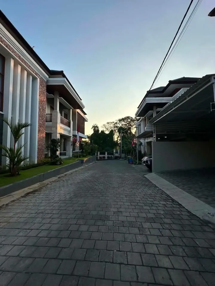3 bedroom villa with pool