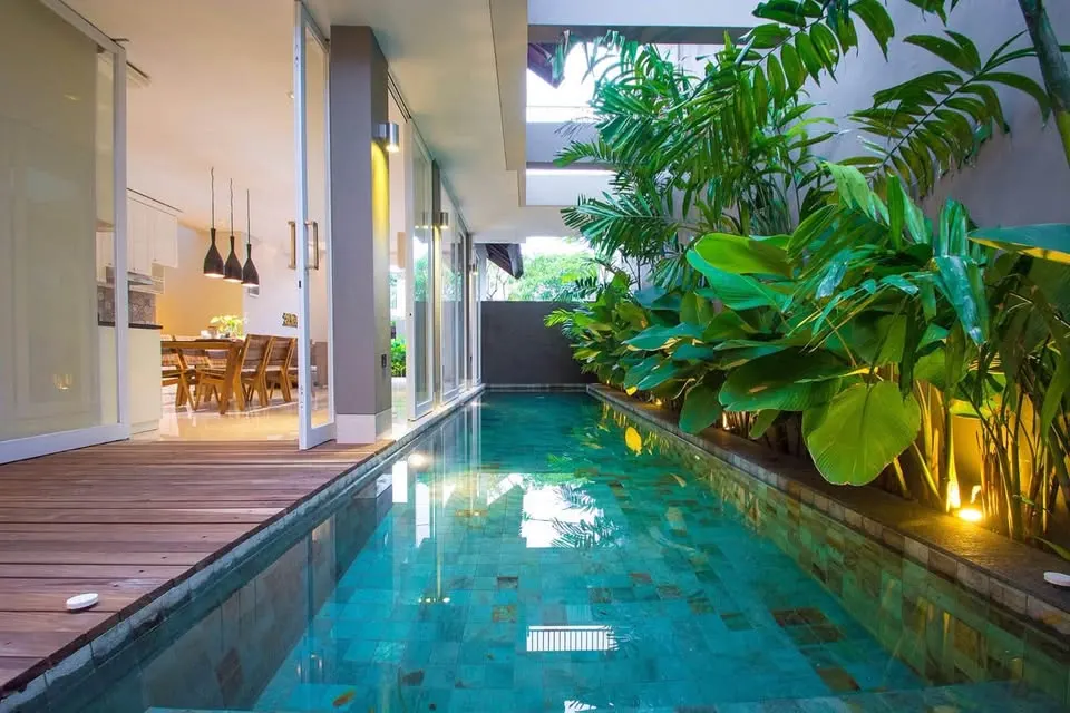 3 bedroom villa in Mertanadi Kerobokan with pool, garden and rooftop