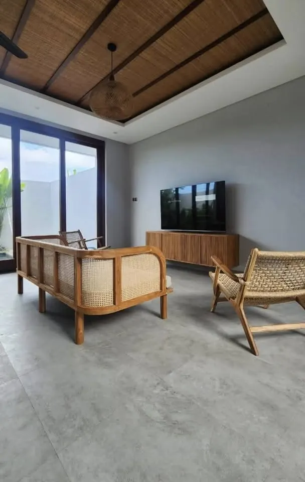 2 bedroom house with private pool