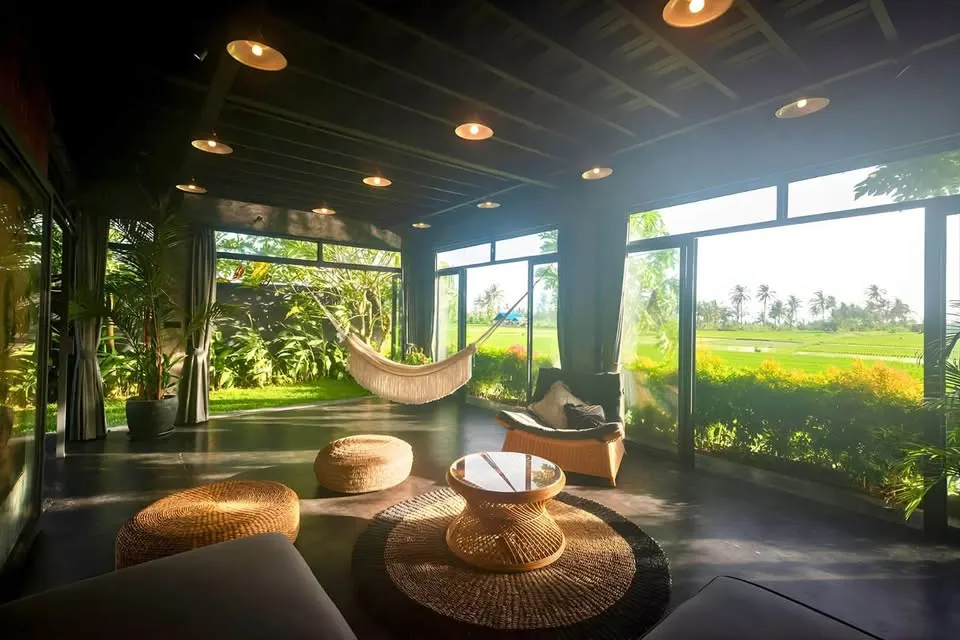 2 bedroom villa with private pool, close to the beach