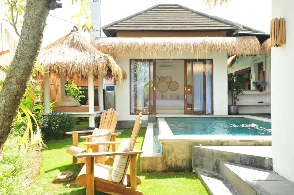 2 bedroom villa with pool, rice paddy view