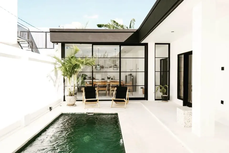 3 bedroom villa with private pool