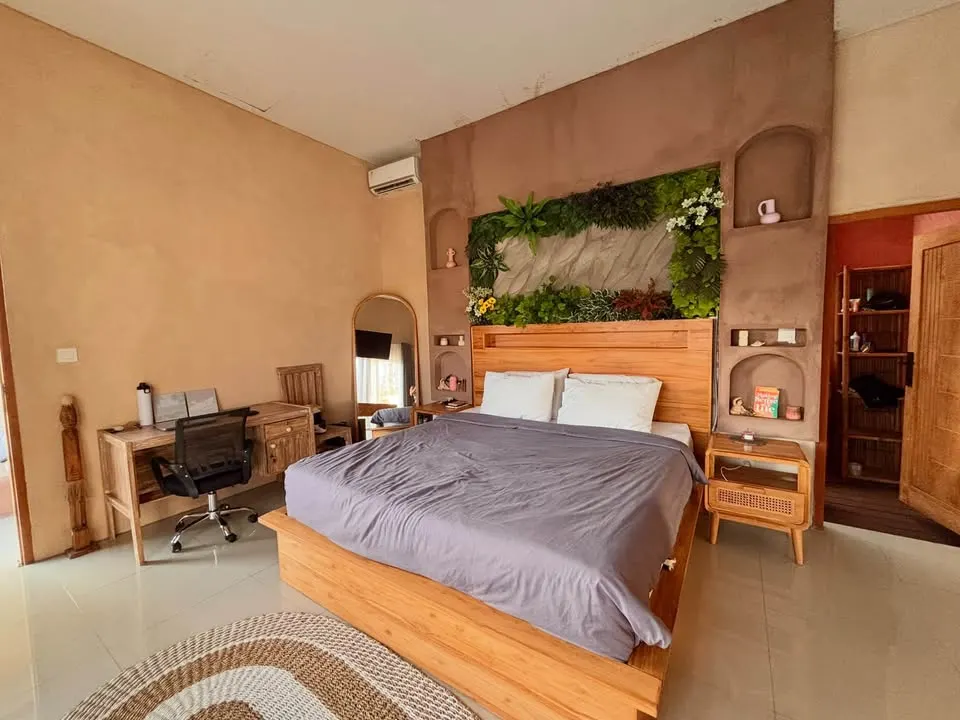 Room in a villa with outdoor grill, quiet area