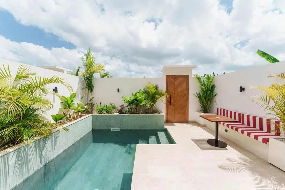 1 bedroom villa with private pool, 4 min from Wanderlust Fitness Village