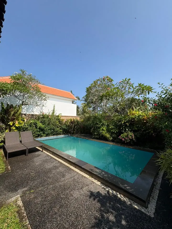 2 bedroom house with private pool, quiet environment