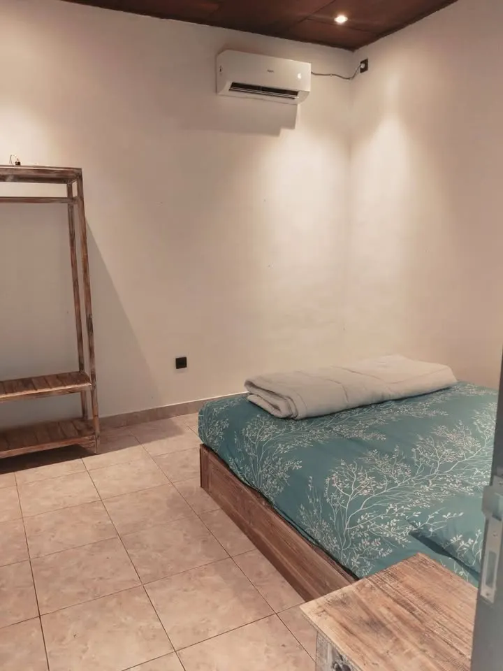 4 bedroom house with strategic location, close to amenities