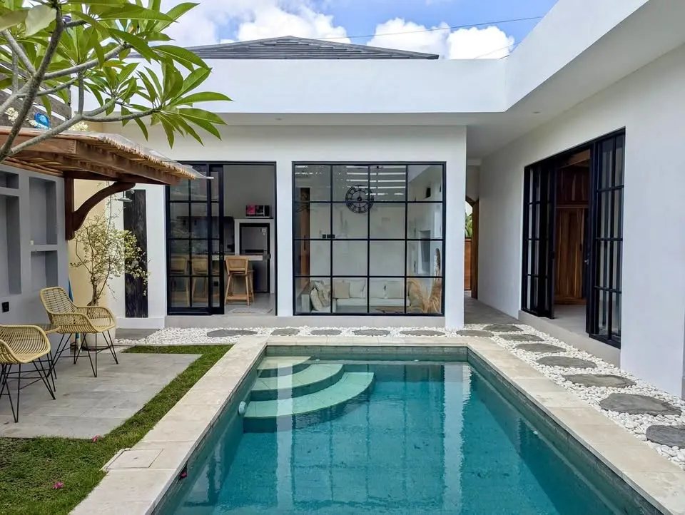 2 bedroom villa with private pool, quiet area