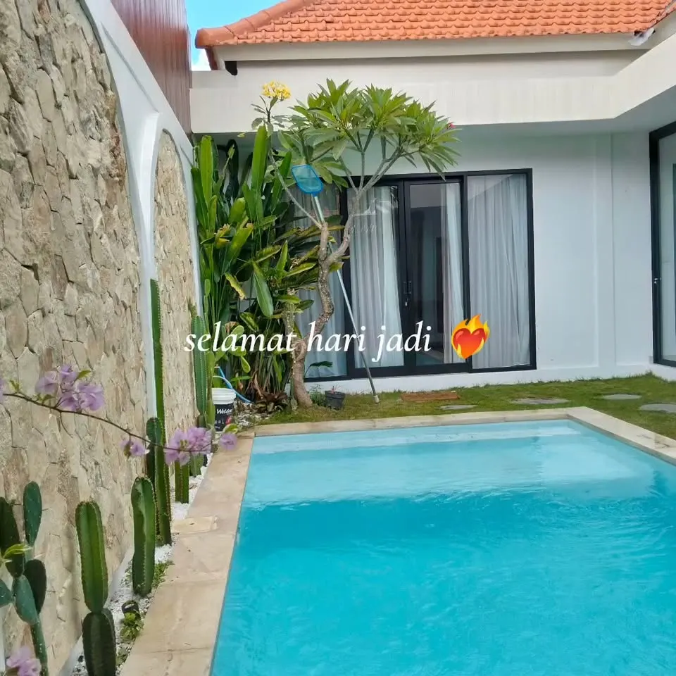 2 bedroom villa with pool