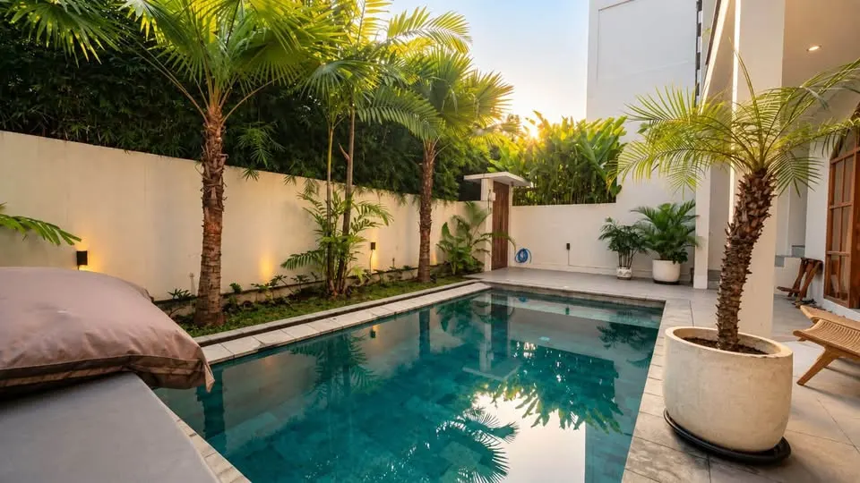 2 bedroom villa with private office in Seseh, 5 minutes to the beach