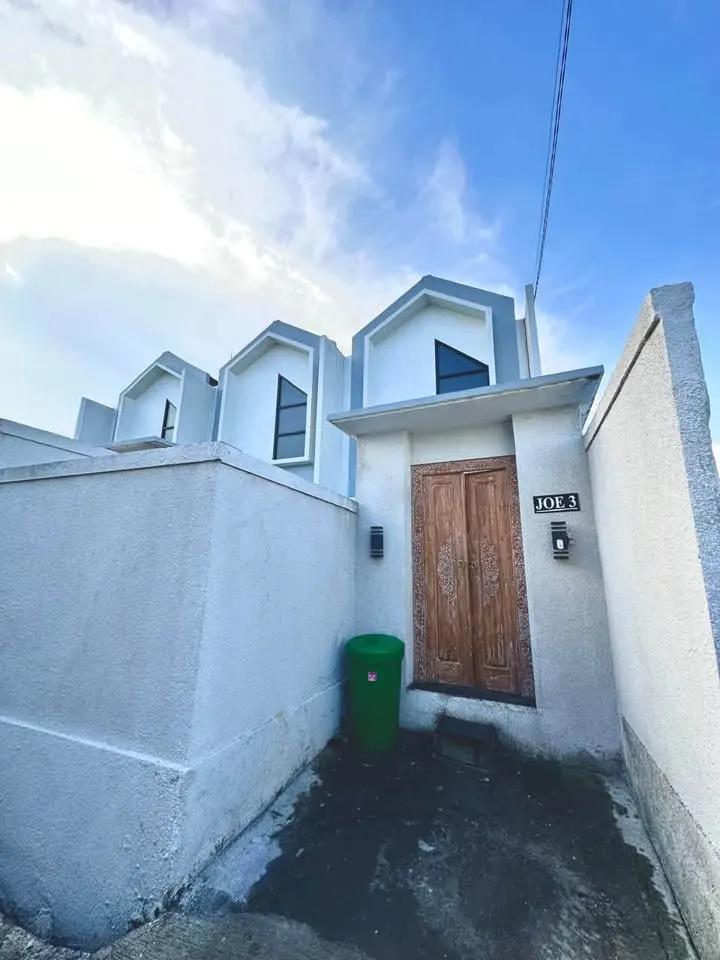 1 bedroom villa with private pool, close to cafes, restaurants, beach and convenience stores