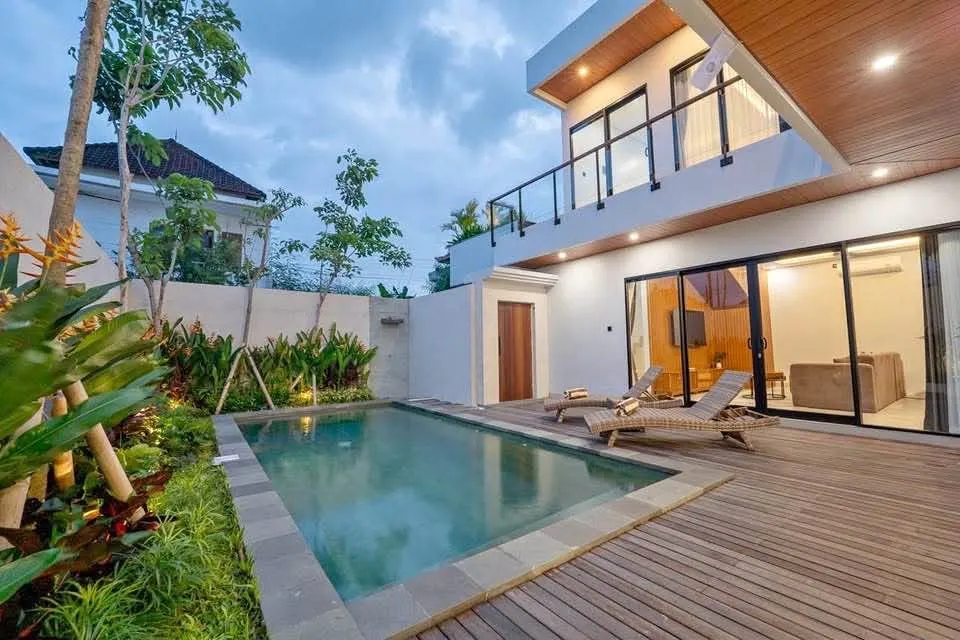 3 bedroom villa in Berawa Canggu with private pool, close to the beach