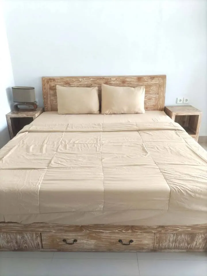 1 bedroom house