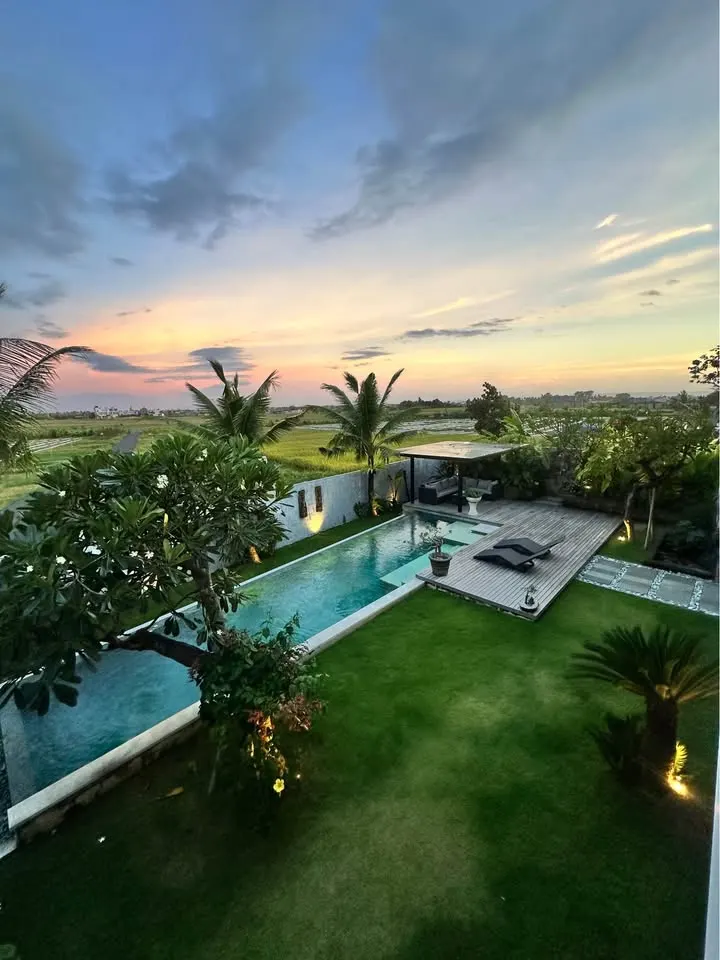 3 bedroom villa with private pool, 2 minutes from the beach