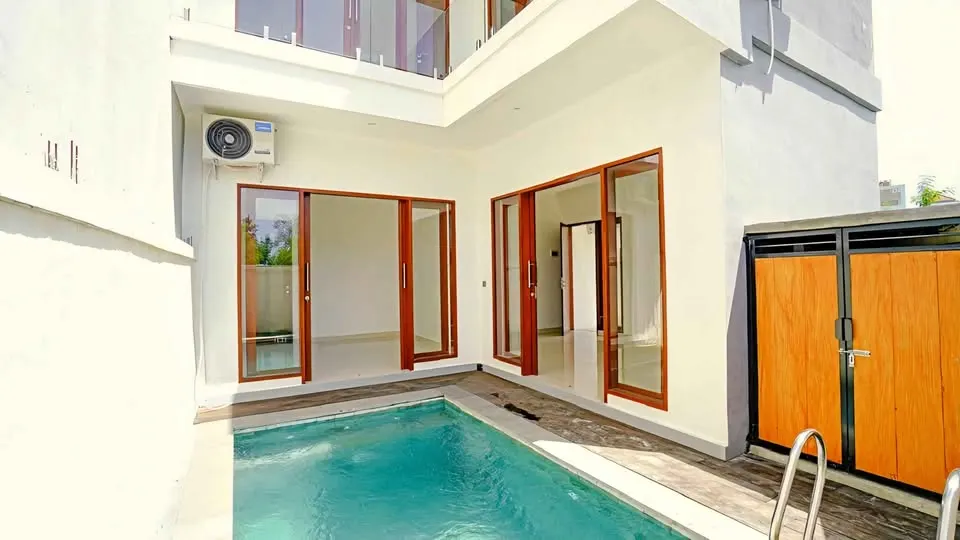 3 bedroom villa with private pool