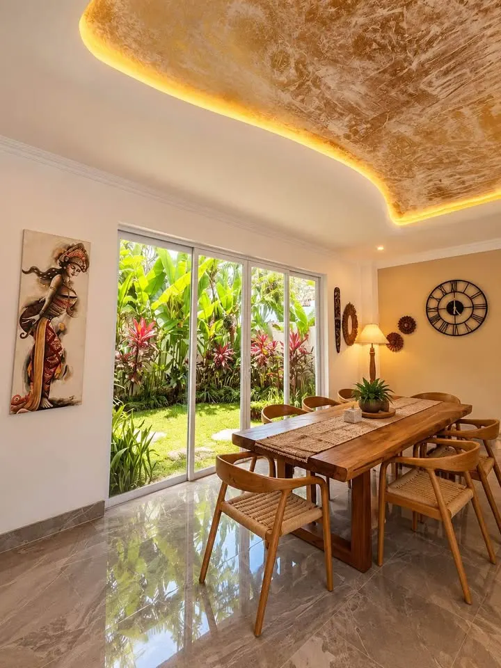 3 bedroom villa with private pool