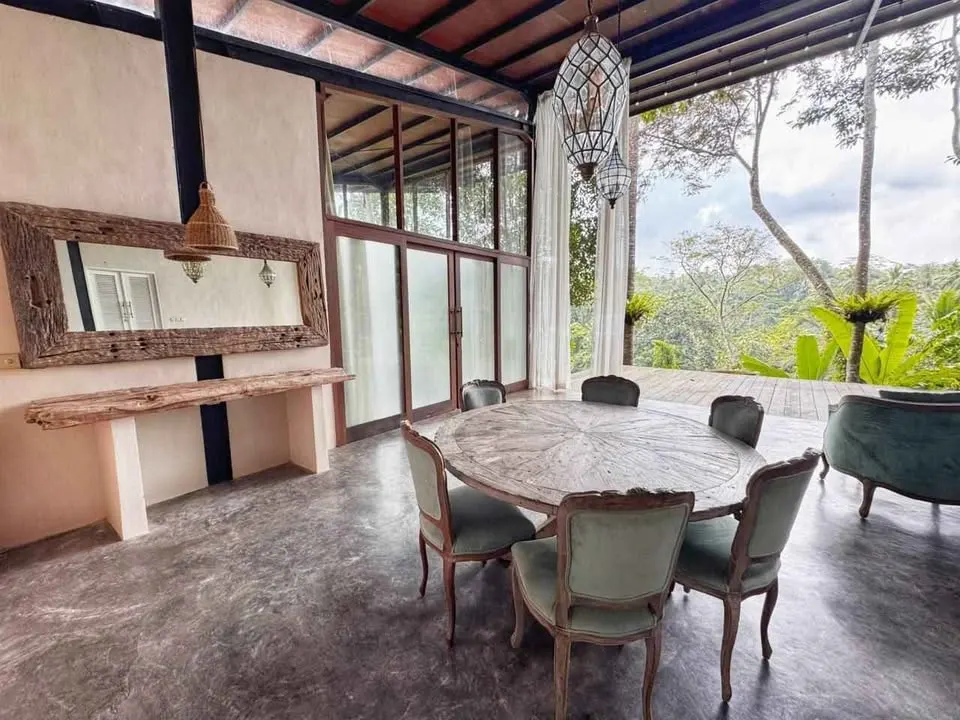 2 bedroom villa with private cold plunge, quiet location