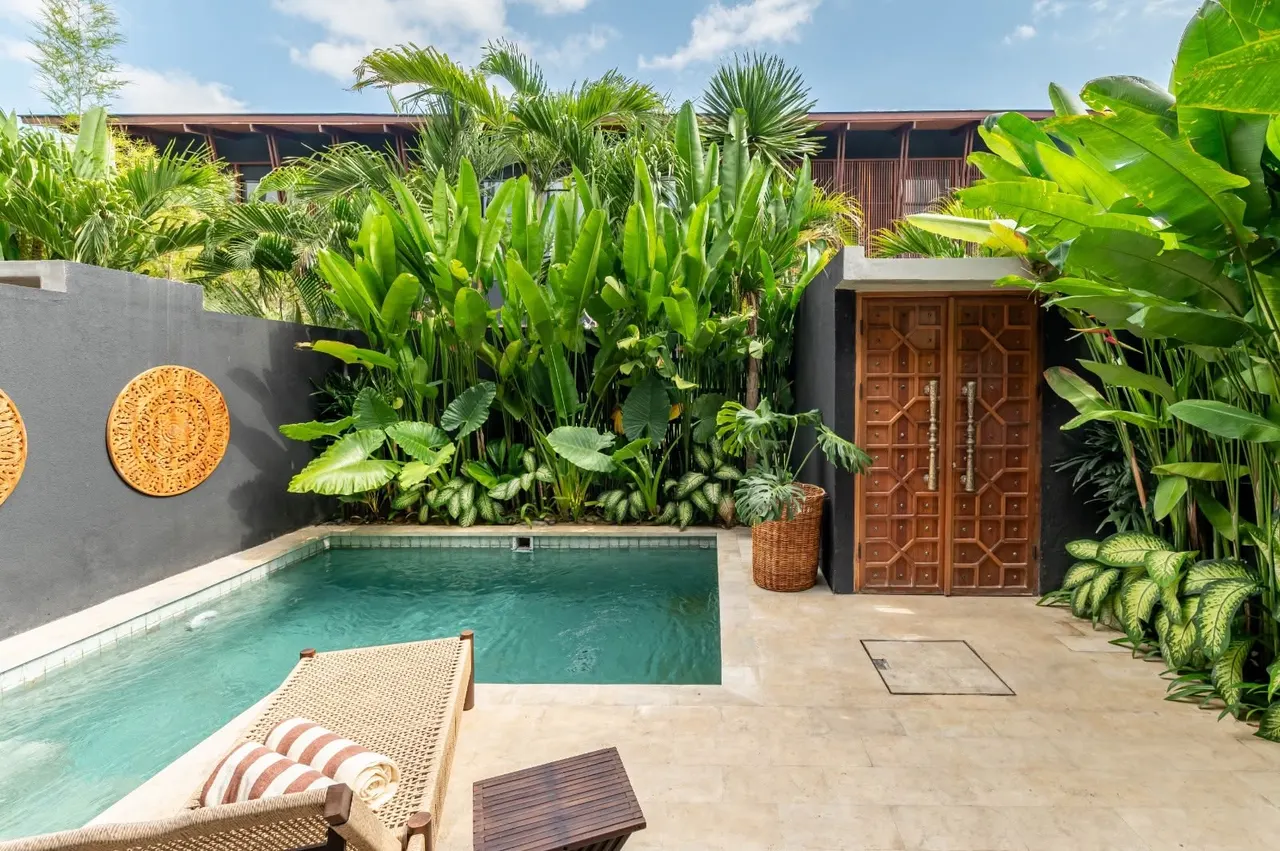 2 bedroom villa with private pool