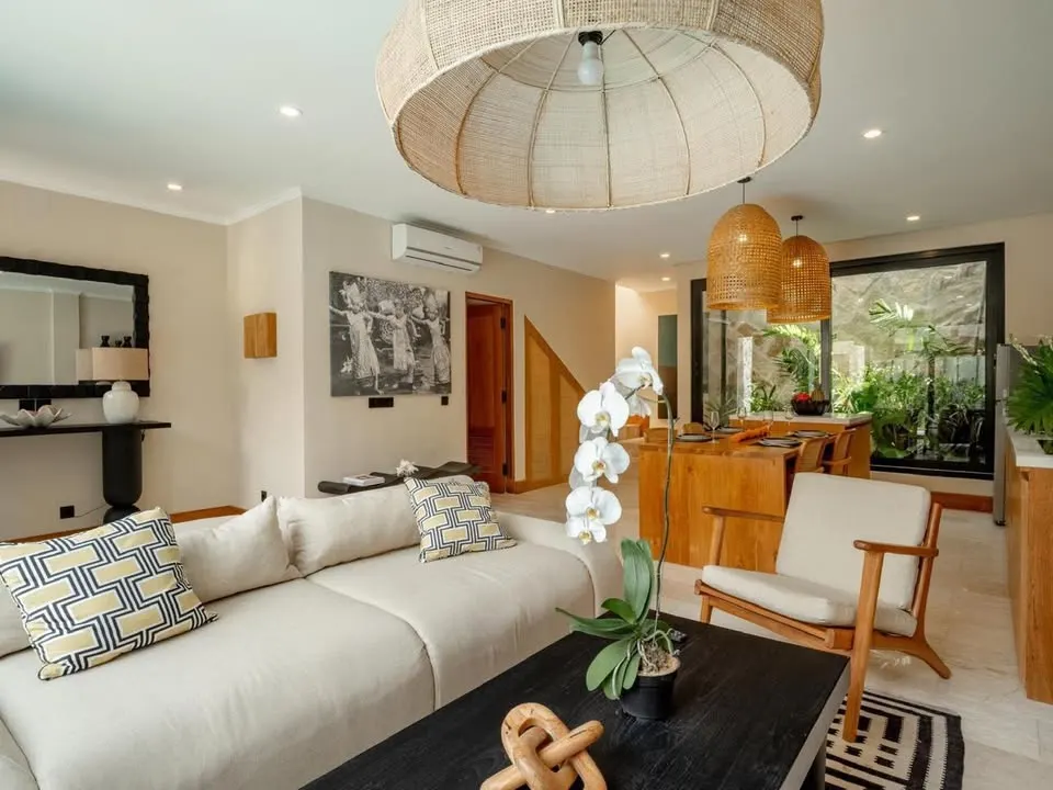 2 bedroom villa with private pool, 5 minutes from the beach
