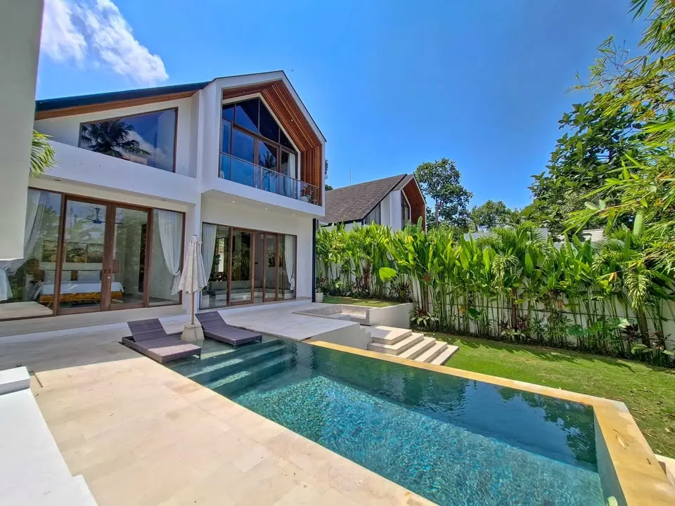 3 bedroom villa with private pool, quiet surroundings