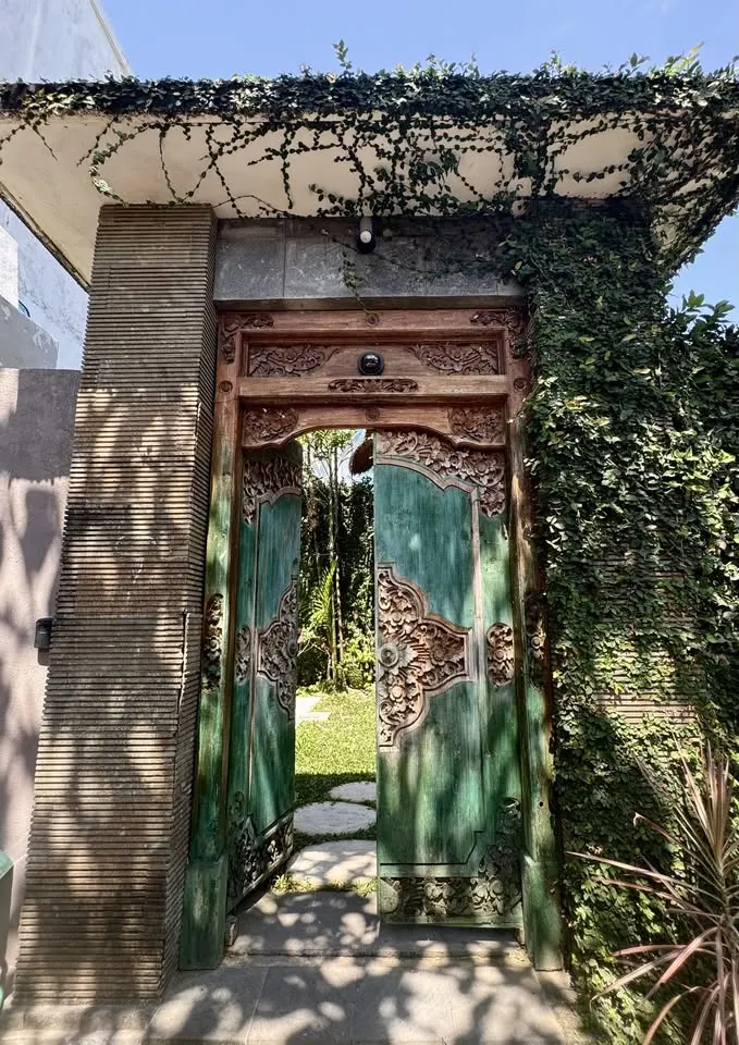 3 bedroom house with private pool