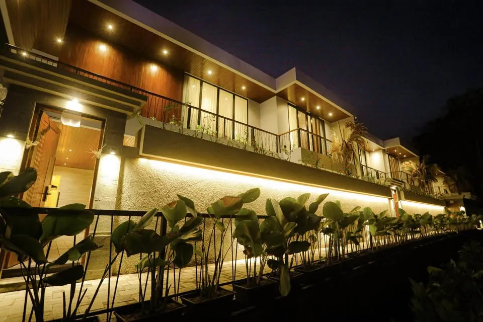 3 bedroom villa with private pool, near Sunset Road