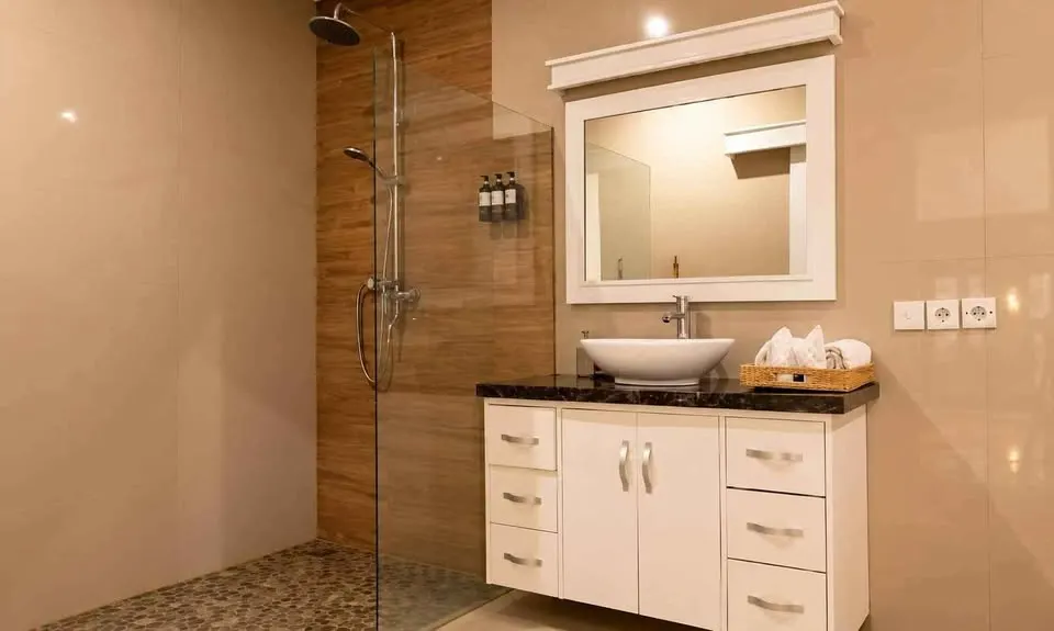 3 bedroom villa with private pool, 3 minutes from the beach