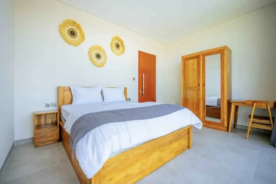 3 bedroom villa with private pool